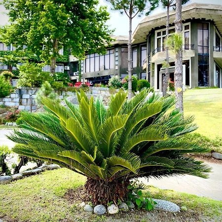 Rock City Resort Mingora Ngoại thất bức ảnh