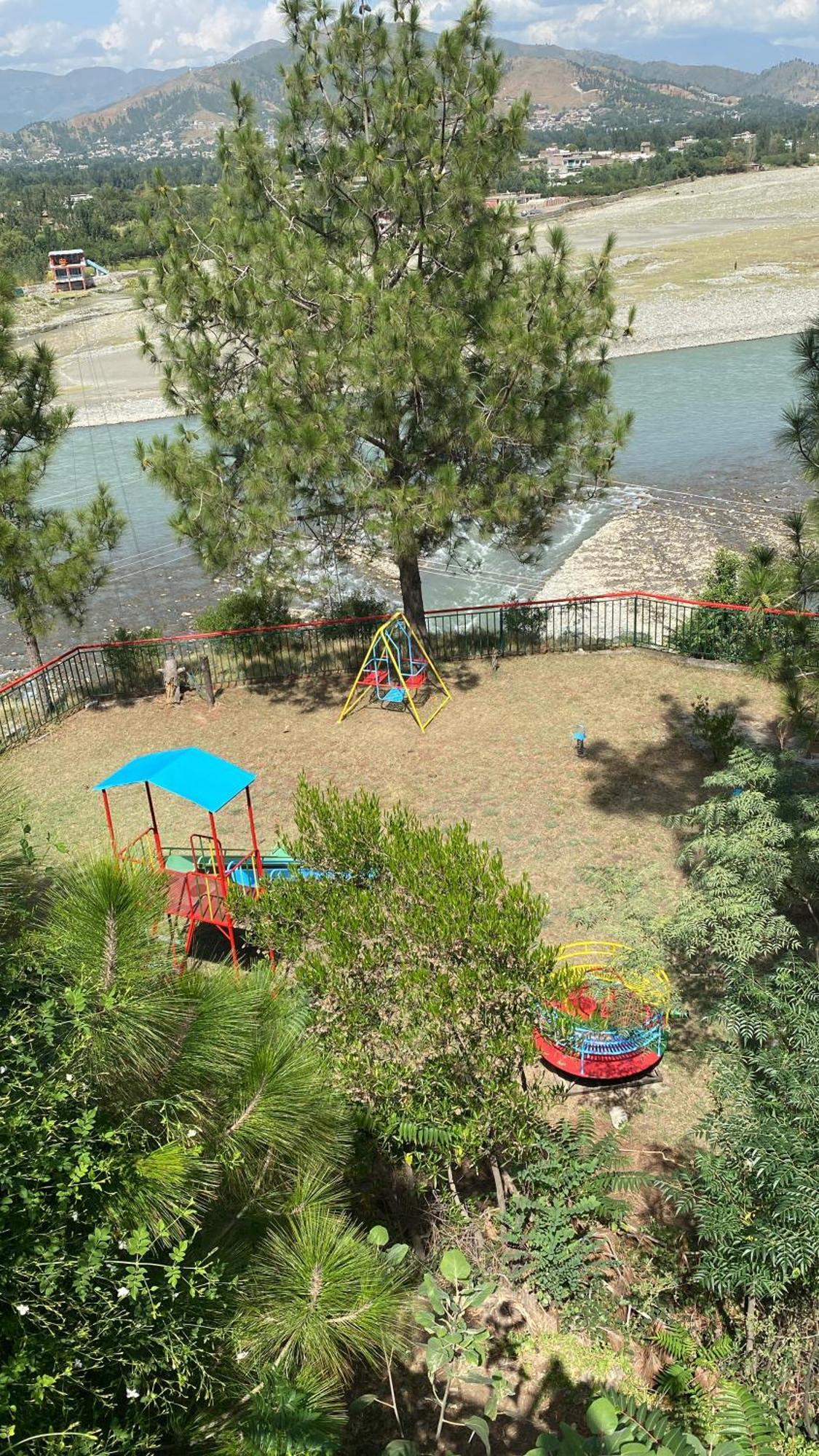 Rock City Resort Mingora Ngoại thất bức ảnh