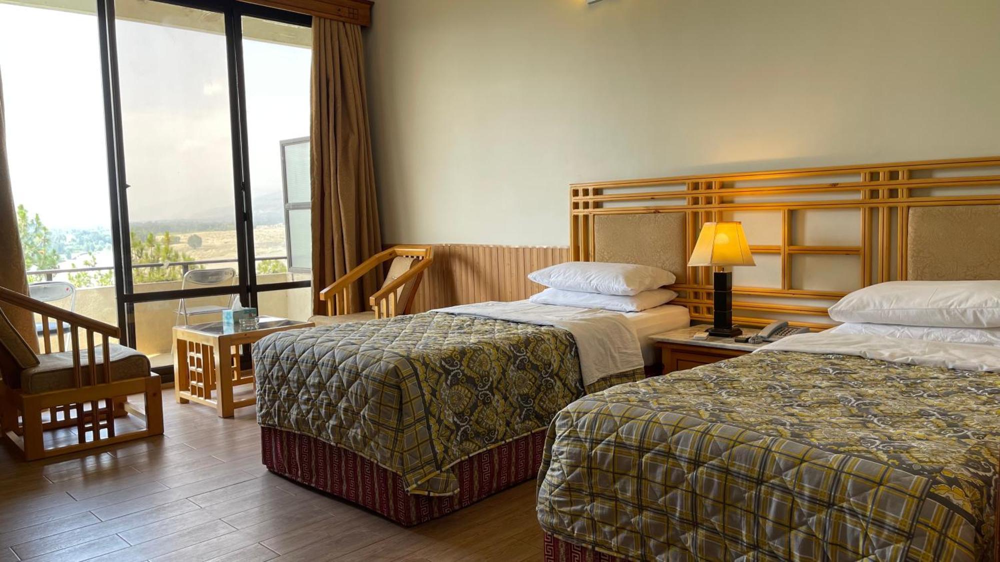 Rock City Resort Mingora Ngoại thất bức ảnh