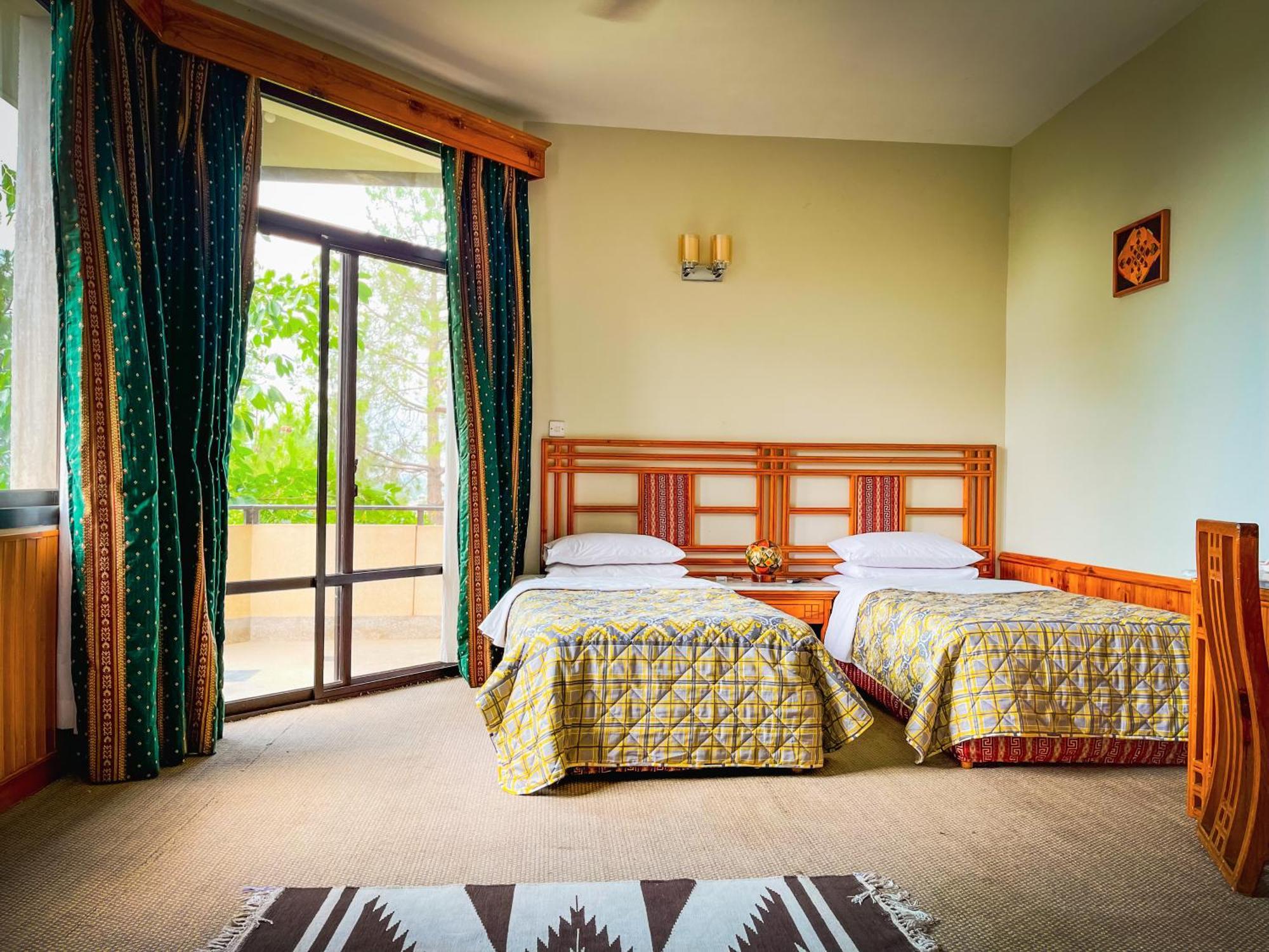 Rock City Resort Mingora Ngoại thất bức ảnh