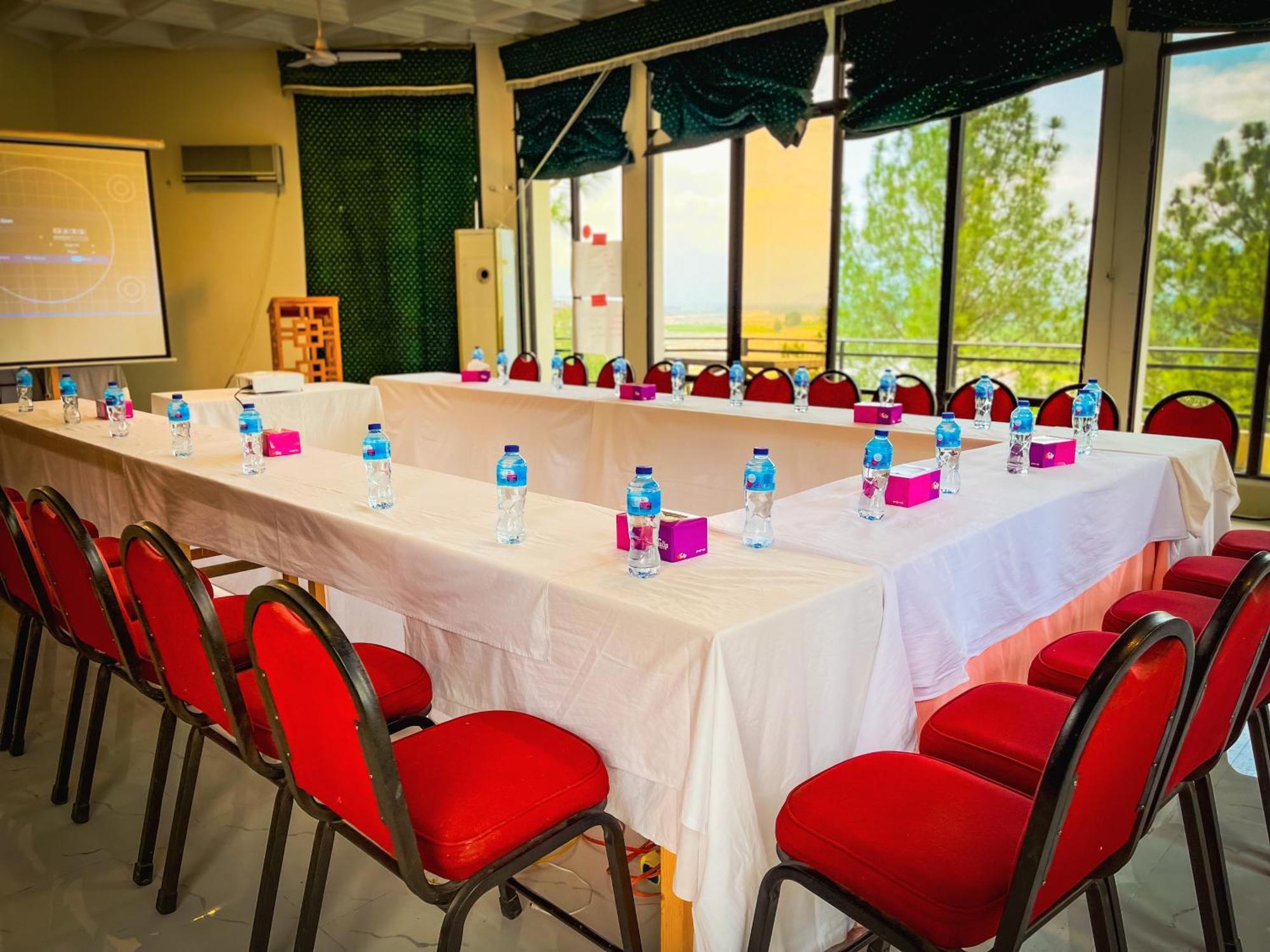 Rock City Resort Mingora Ngoại thất bức ảnh