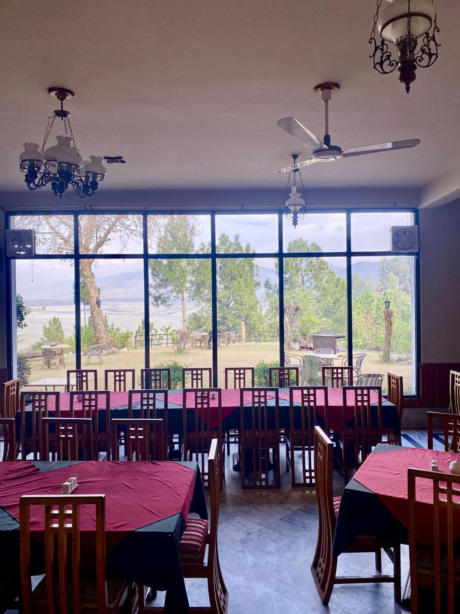 Rock City Resort Mingora Ngoại thất bức ảnh