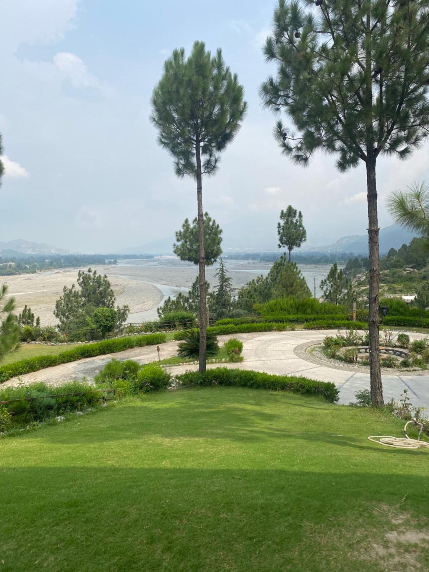Rock City Resort Mingora Ngoại thất bức ảnh