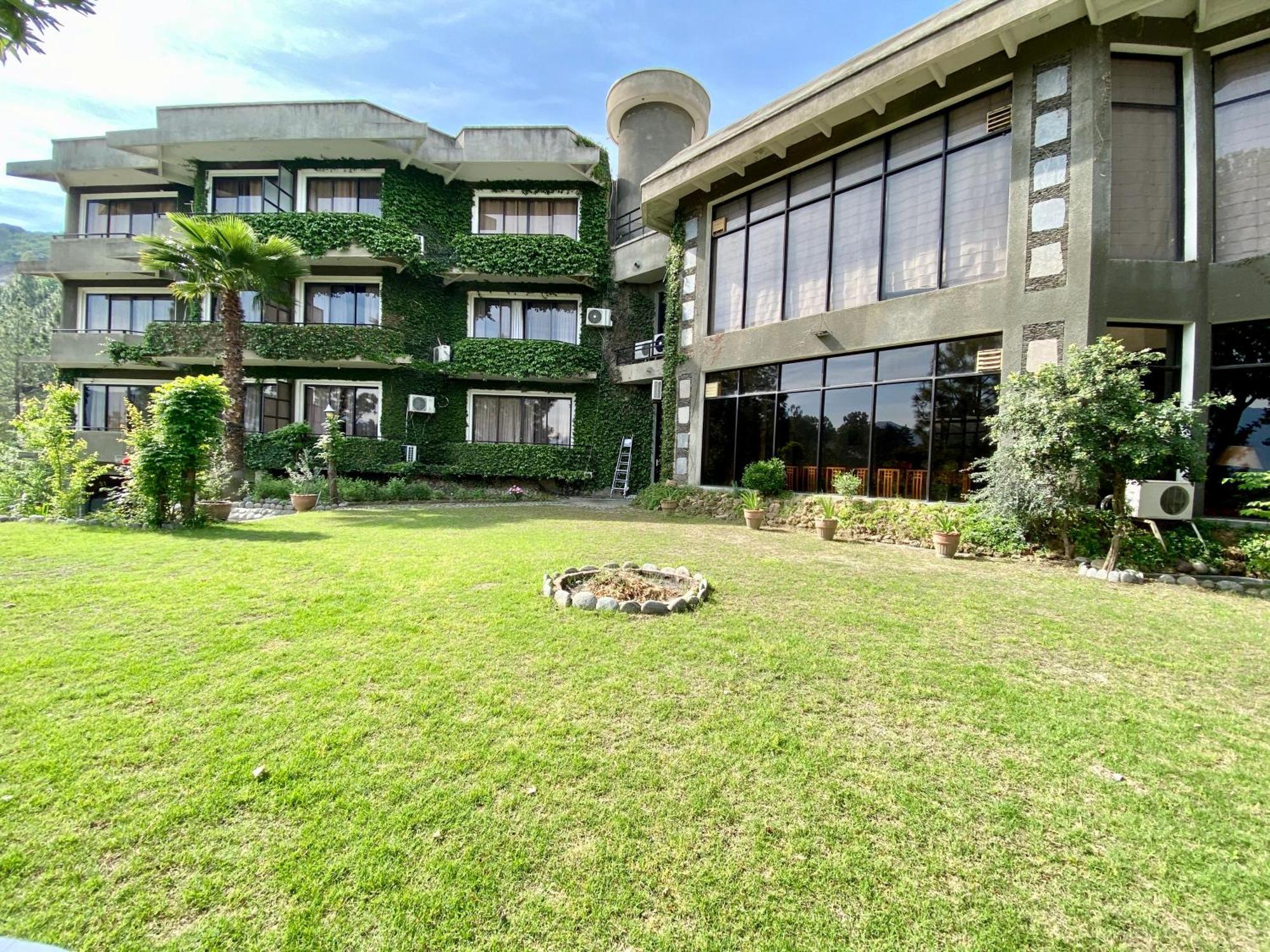 Rock City Resort Mingora Ngoại thất bức ảnh