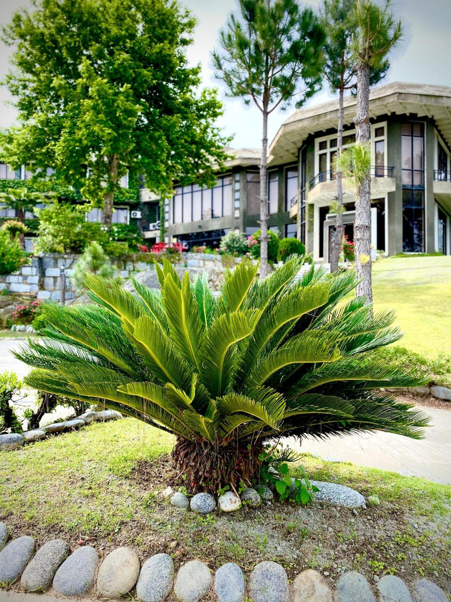 Rock City Resort Mingora Ngoại thất bức ảnh