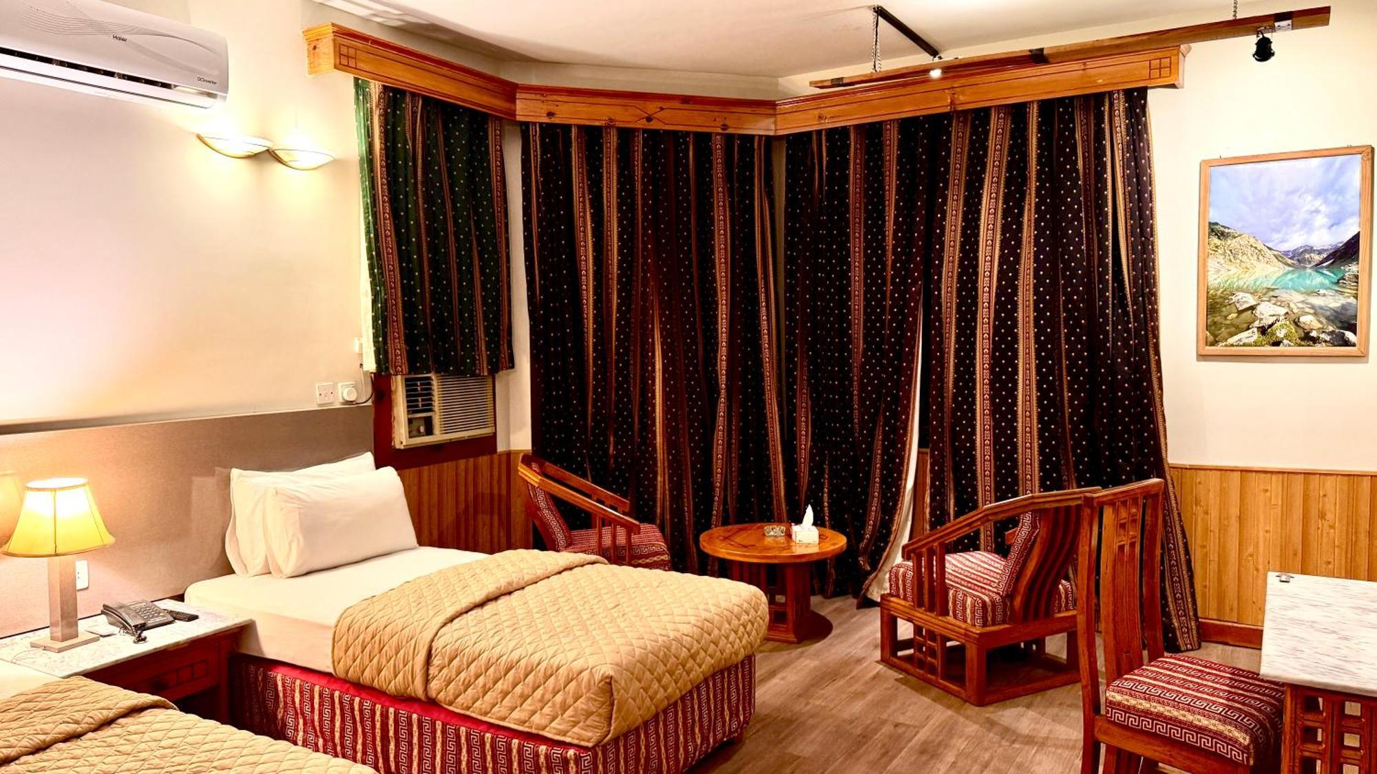 Rock City Resort Mingora Ngoại thất bức ảnh